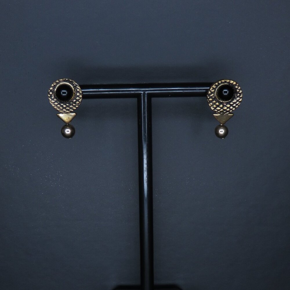 Dark Brown Stone Posts with Dangle Charm